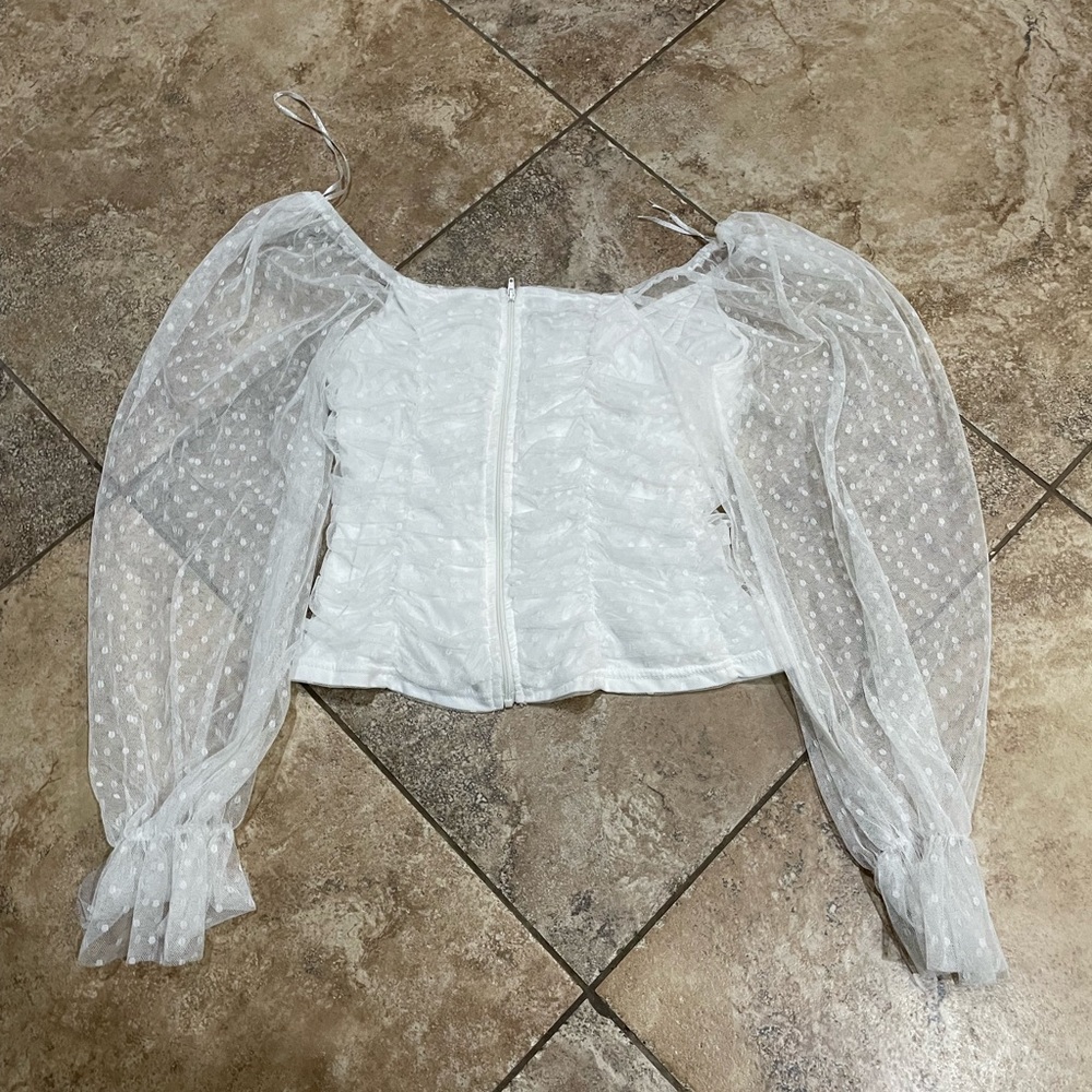 Cropped Ruffle Blouse - Picture 2 of 4